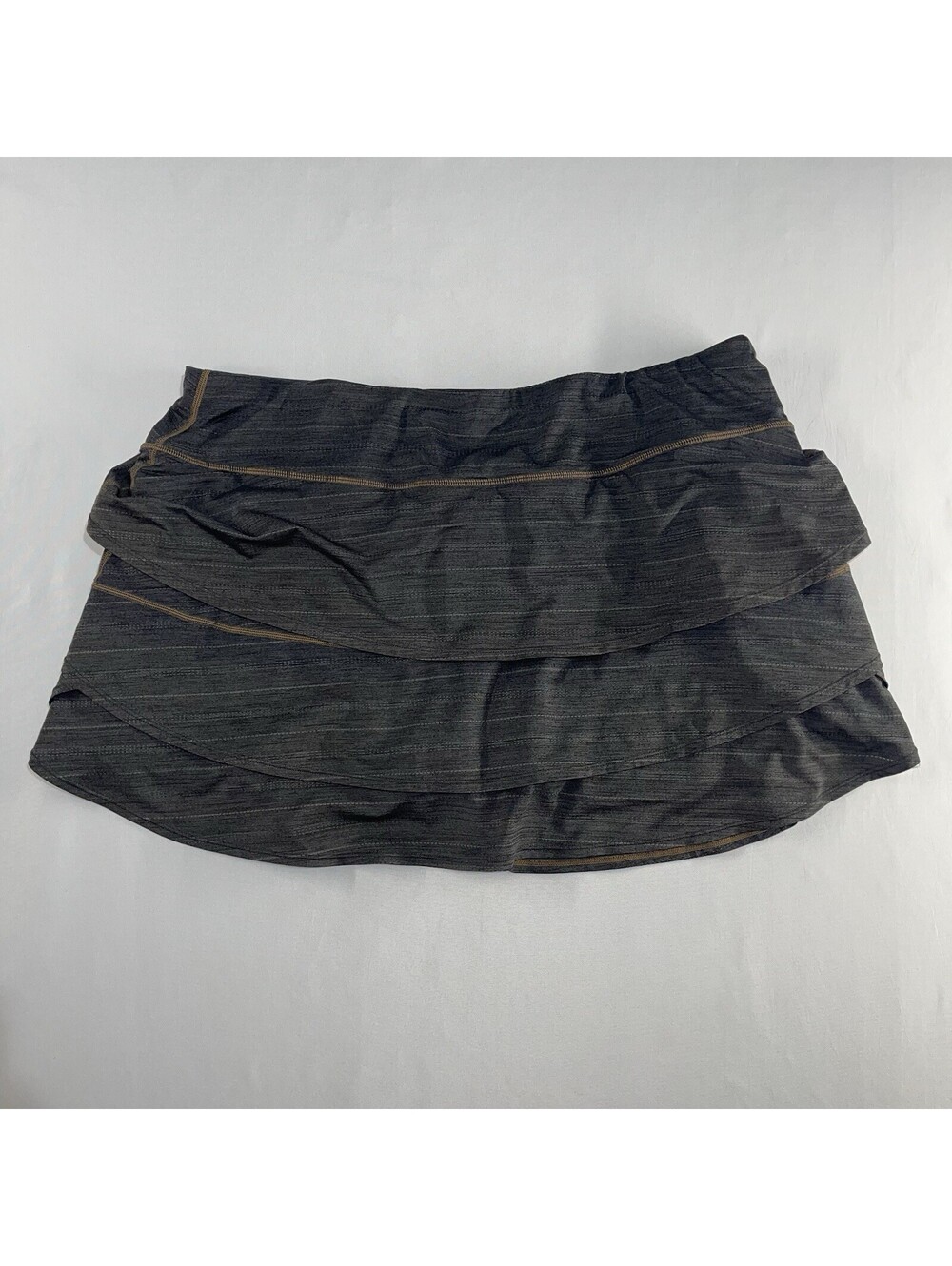 Athleta Womens Skort XL Gray Tennis Pull On Layered Tiered Pocket Athleisure